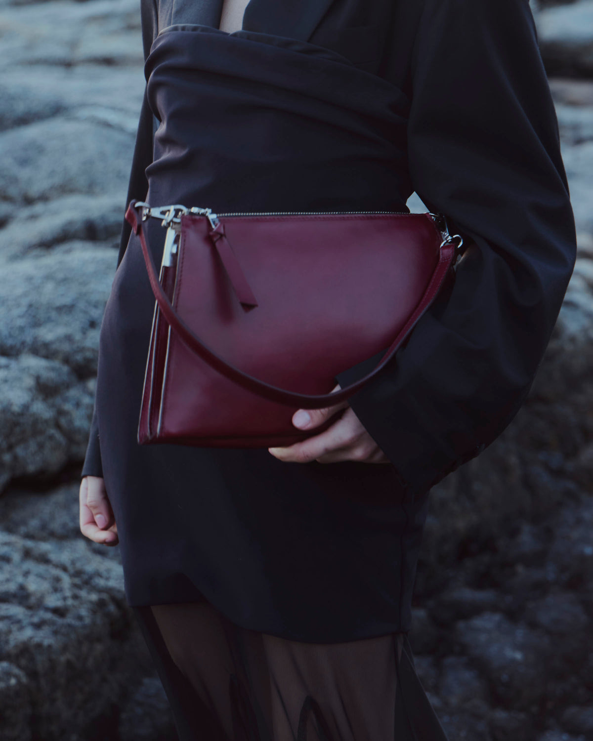 Bolso ELO de cuero, colección SOLÉA de Carolina Flores